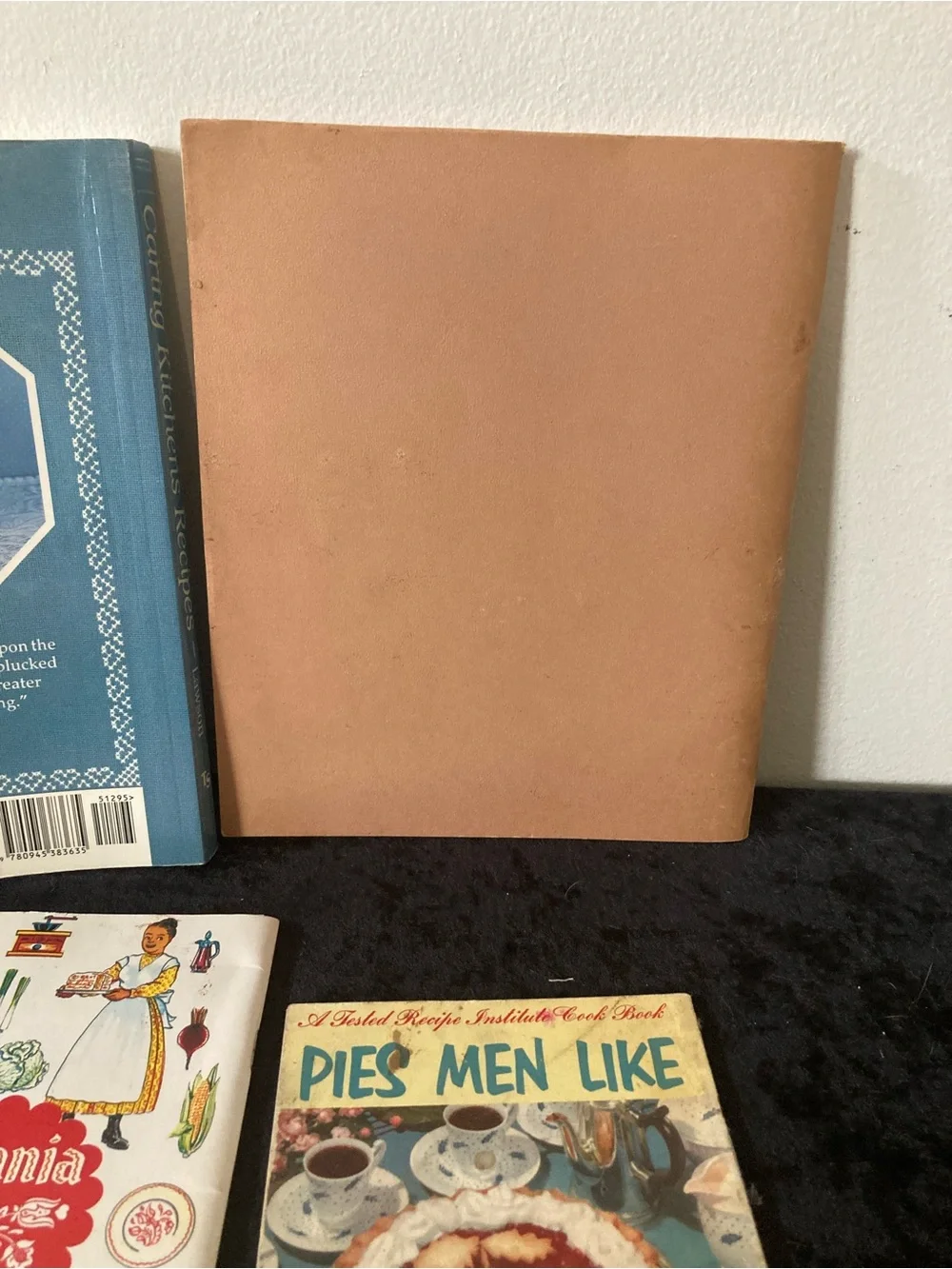 Vintage Cookbook Lot - Amish -Vegetarian - Pies & More Recipe Booklets